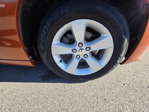 Used 2011 Dodge Charger SE image 20