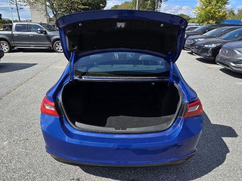 Used 2023 Chevrolet Malibu LT image 8