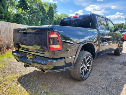 Used 2019 RAM 1500 Laramie AWD/4WD image 14