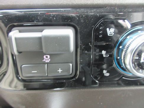 New 2026 GMC Sierra 1500 SLT w/ SLT Premium Plus Package image 20