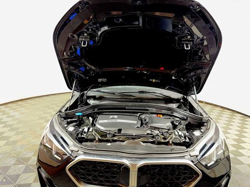 Used 2025 BMW X2 xDrive28i w/ Convenience Package image 32