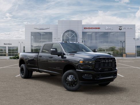 New 2026 RAM 3500 Big Horn AWD/4WD image 11