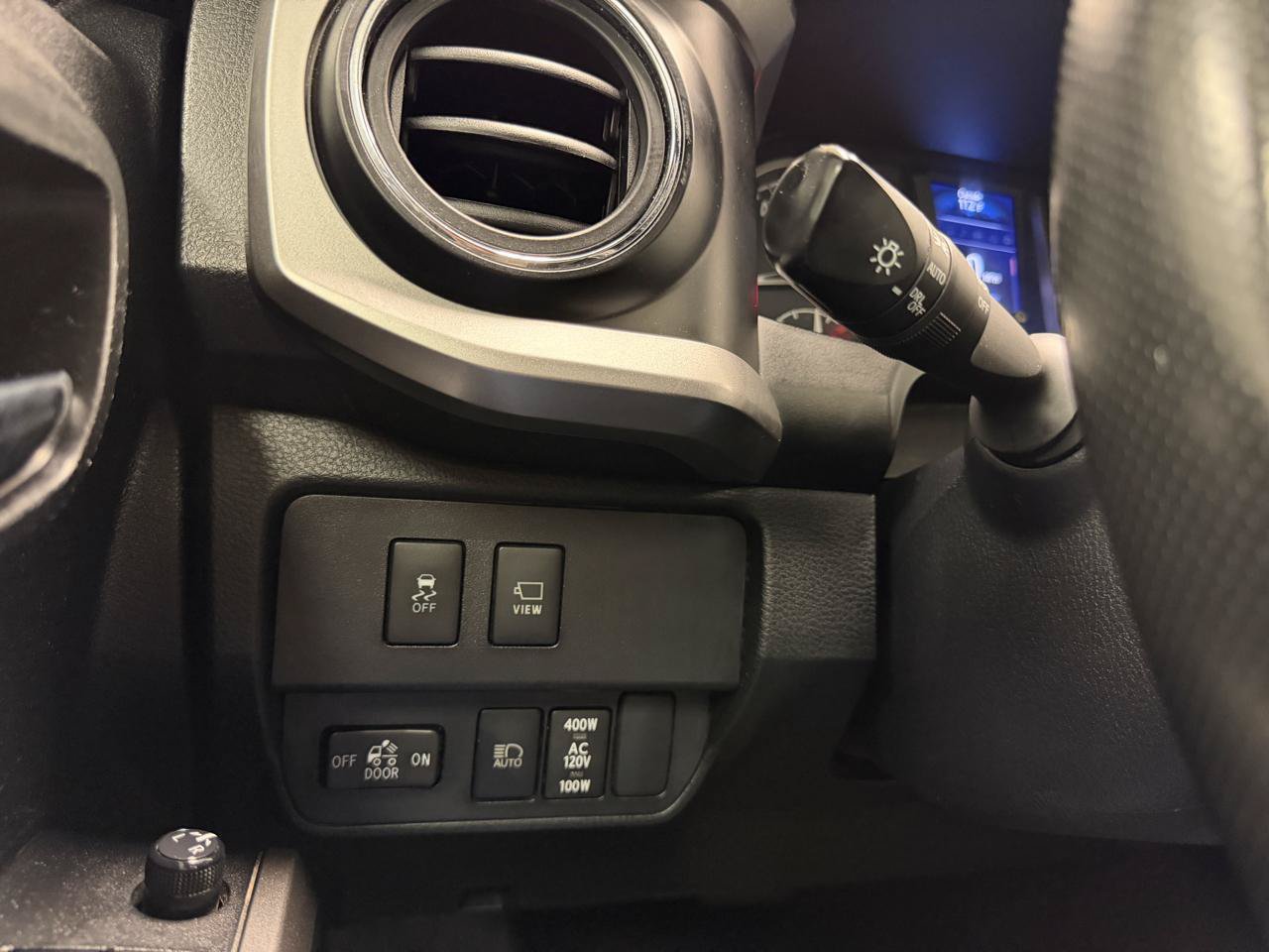 Used 2021 Toyota Tacoma Limited w/ Nightshade Package AWD/4WD image 23