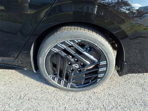 New 2026 Nissan Sentra SR image 4