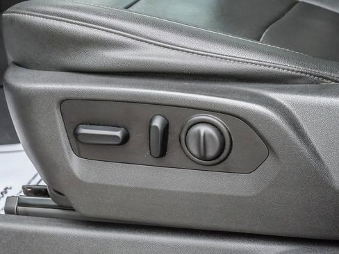 Used 2022 Chevrolet Silverado 2500 LTZ image 26