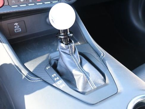 Used 2025 Ford Mustang GT Premium image 23