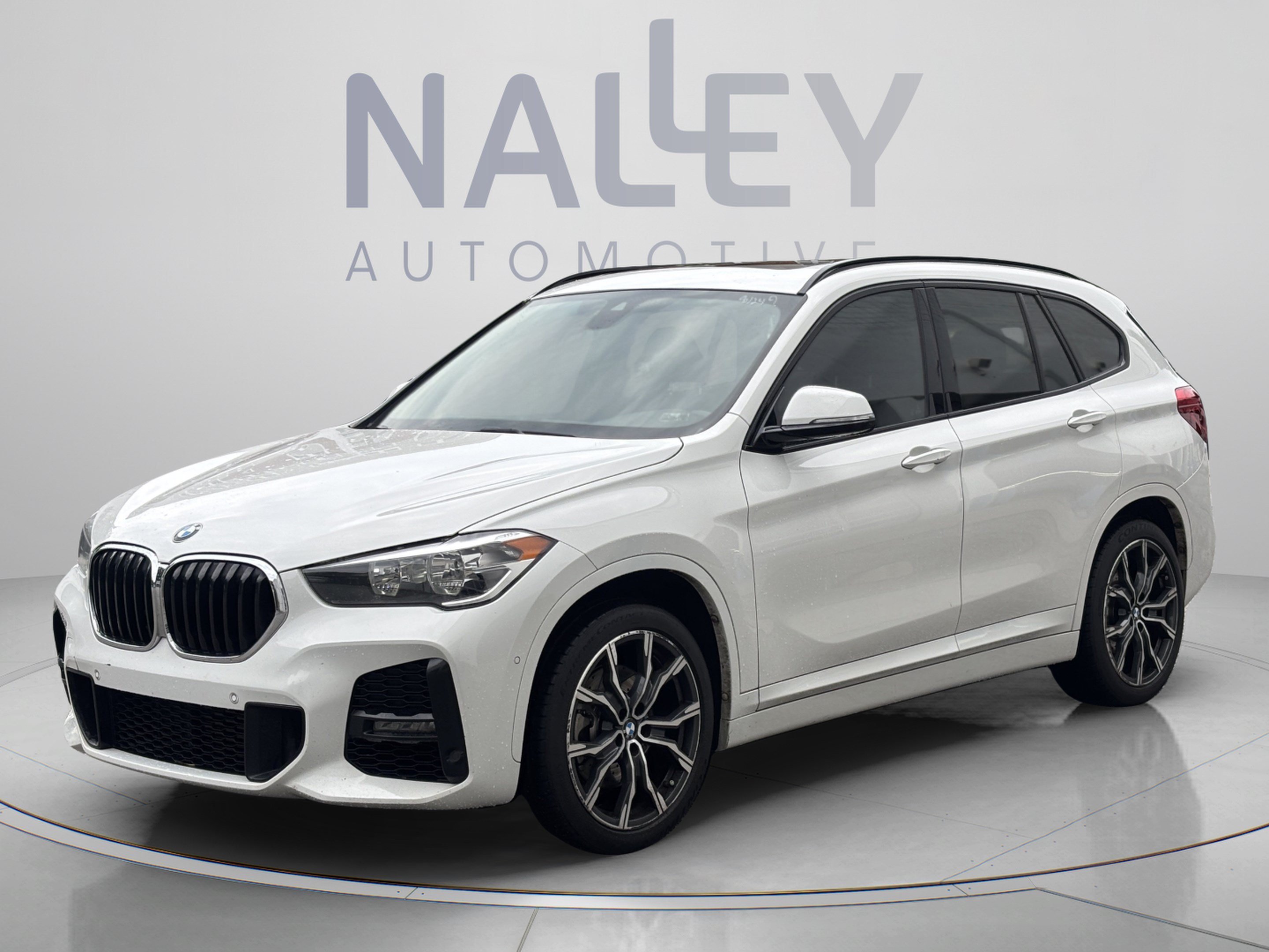 Used 2021 BMW X1 sDrive28i w/ Convenience Package FWD image 1