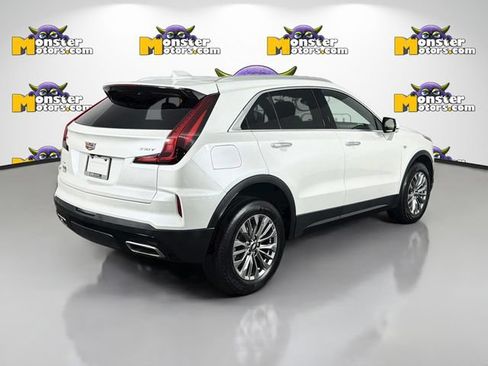 Used 2024 Cadillac XT4 Premium Luxury w/ Active Safety Package AWD/4WD image 5