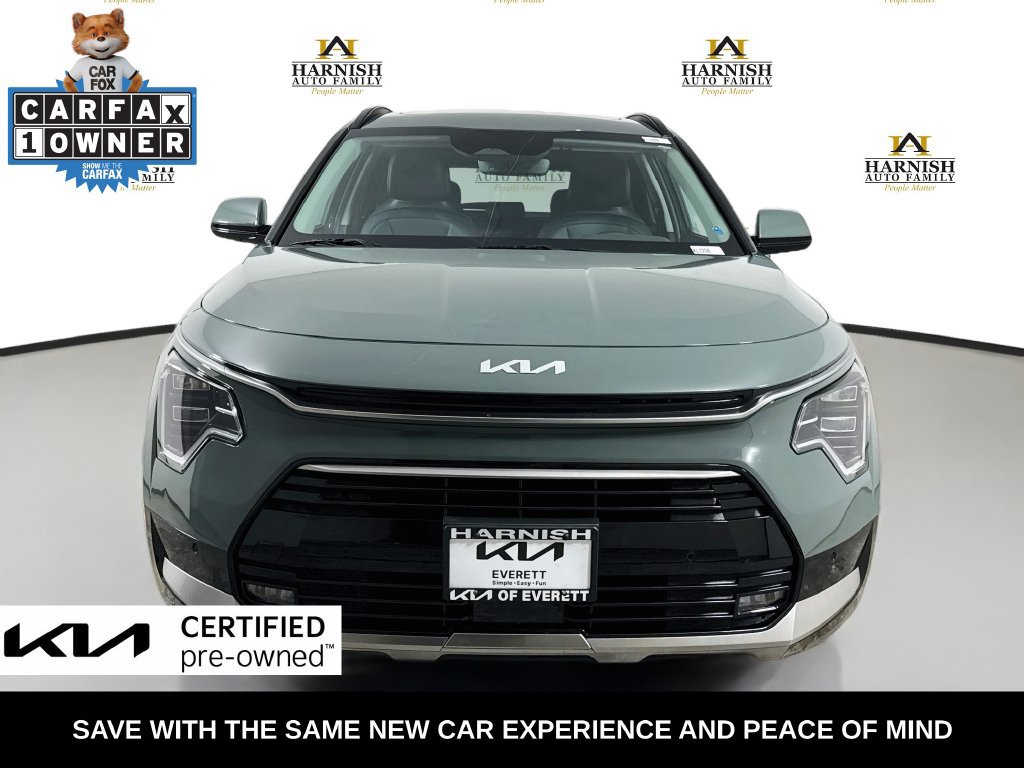 Used 2025 Kia Niro SX Touring FWD image 2