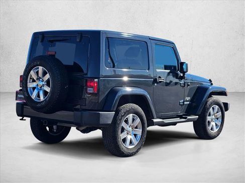 Used 2017 Jeep Wrangler Sahara w/ Connectivity Group image 5