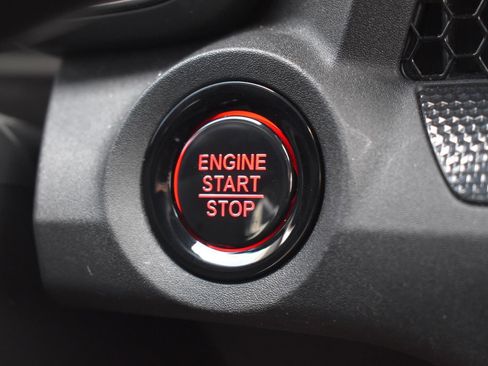 Used 2025 Honda CR-V LX image 9