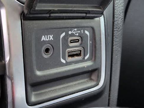 Used 2022 Jeep Wrangler Unlimited Sport image 30