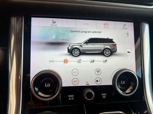 Used 2020 Land Rover Range Rover Sport SE AWD/4WD image 27
