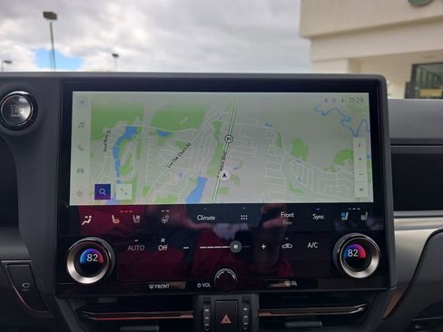 Used 2025 Lexus GX 550 w/ Accessory Package (Z1) image 26