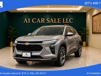 Used 2025 Chevrolet Trax LT w/ LT Convenience Package