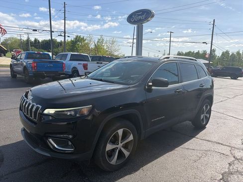 Used 2019 Jeep Cherokee Limited AWD/4WD image 4
