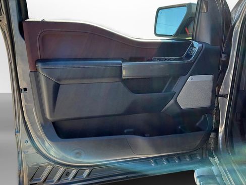 Used 2022 Ford F150 Lariat w/ Equipment Group 502A High image 25