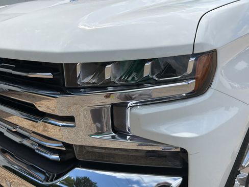 Used 2021 Chevrolet Silverado 1500 LTZ w/ LTZ Premium Package AWD/4WD image 8