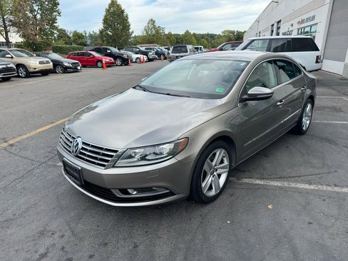 Used 2013 Volkswagen CC Sport Plus image 9