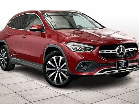Used 2021 Mercedes-Benz GLA 250 4MATIC image 2