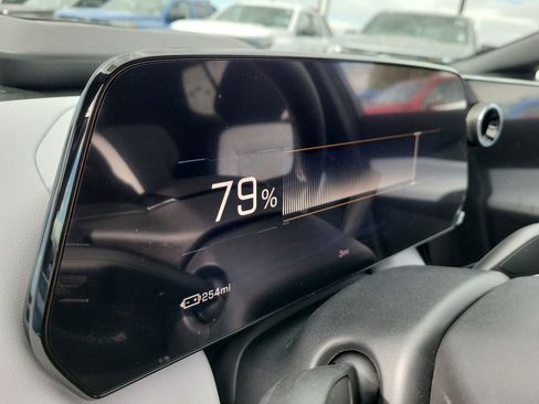 New 2026 Chevrolet Equinox EV LT image 17