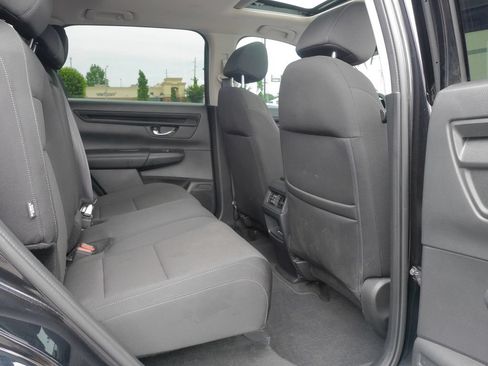 Used 2025 Honda CR-V EX image 11