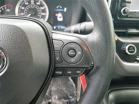 Certified 2021 Toyota Corolla LE image 16