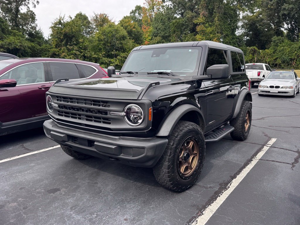 Used 2022 Ford Bronco 2-Door AWD/4WD image 2