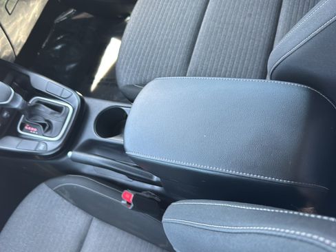 Used 2020 Kia Soul S FWD image 26
