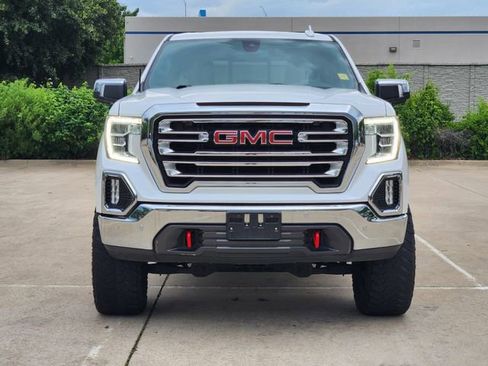 Used 2022 GMC Sierra 1500 SLT w/ SLT Premium Plus Package AWD/4WD image 2