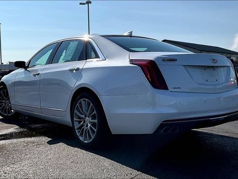 Used 2018 Cadillac CT6 3.6 AWD image 3