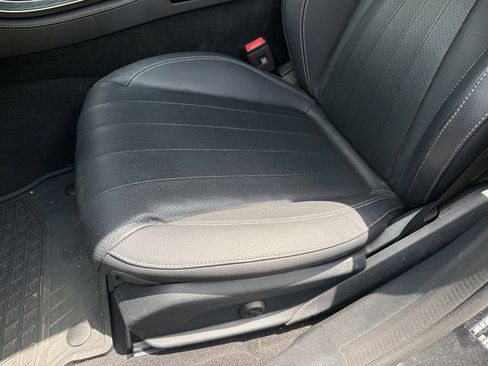 Used 2023 Mercedes-Benz E 350 Sedan image 18