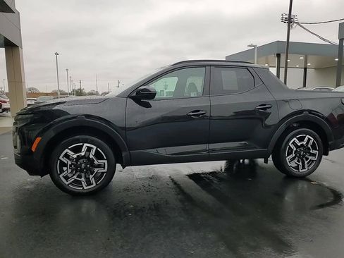 Certified 2025 Hyundai Santa Cruz Limited image 8