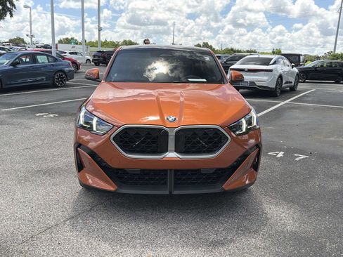 Used 2025 BMW X2 xDrive28i AWD/4WD image 9