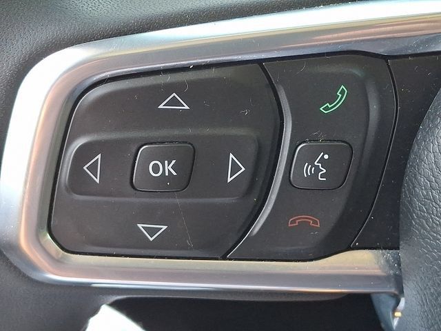 Used 2023 Jeep Wrangler Unlimited Sahara AWD/4WD image 21