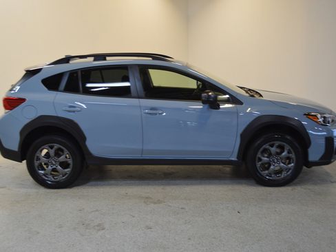 Used 2021 Subaru Crosstrek 2.5i Sport w/ Moonroof Package image 2