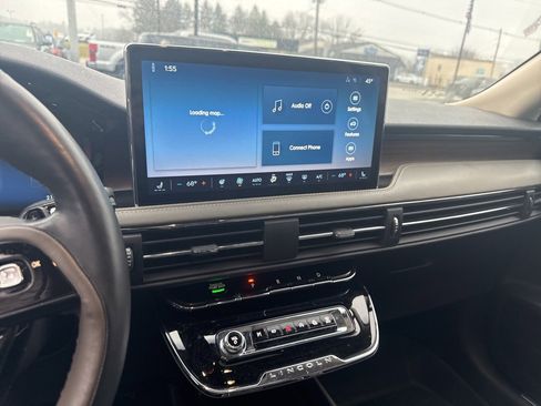 Used 2023 Lincoln Corsair Reserve w/ Equipment Group 201A image 11