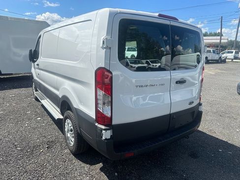 Used 2025 Ford Transit 250 Low Roof w/ Exterior Upgrade Package RWD image 8