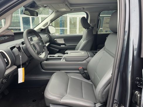 New 2025 Ford Expedition Max Active image 4