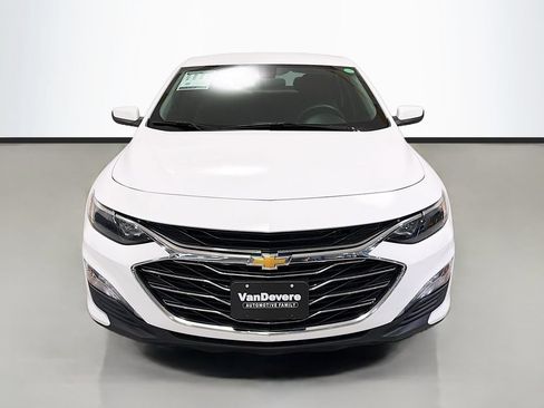 Used 2024 Chevrolet Malibu LT FWD image 2