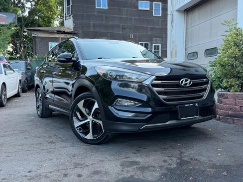 Used 2016 Hyundai Tucson Limited w/ Option Group 03 AWD/4WD image 17