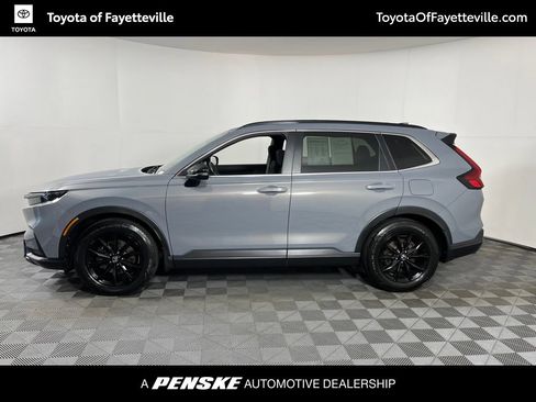 Used 2023 Honda CR-V Sport image 16