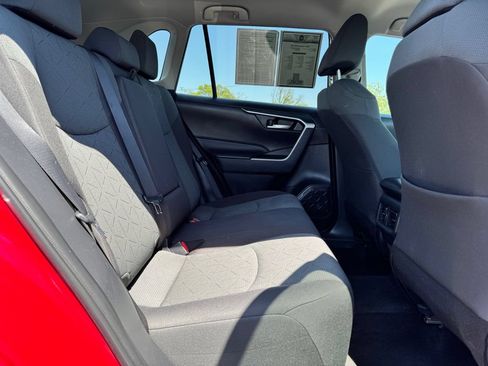 Used 2023 Toyota RAV4 XLE FWD image 14