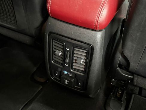 Used 2021 Dodge Durango R/T w/ Technology Group image 30