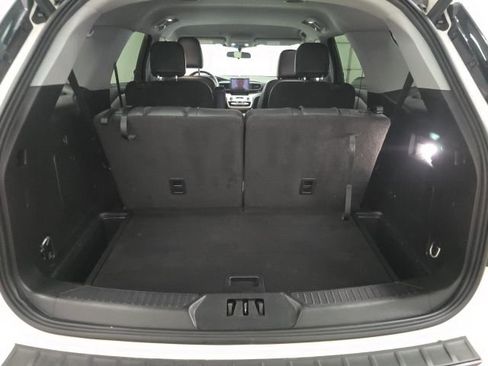 Used 2023 Ford Explorer XLT w/ Equipment Group 202A image 12