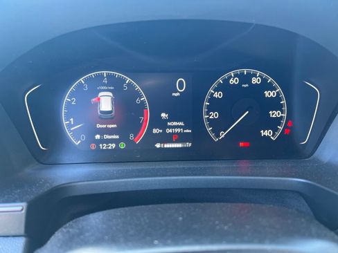 Used 2024 Honda Pilot TrailSport image 7