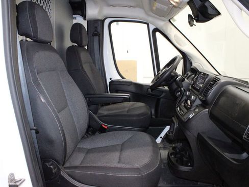Used 2023 RAM ProMaster 2500 image 13