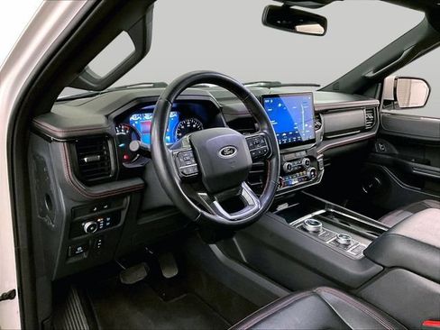 Used 2022 Ford Expedition Max Limited AWD/4WD image 12