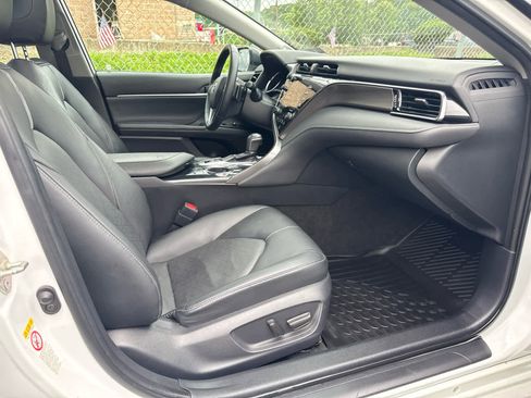 Used 2019 Toyota Camry XSE w/ Driver Assist Package FWD image 27