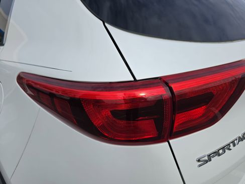 Used 2017 Kia Sportage EX image 30